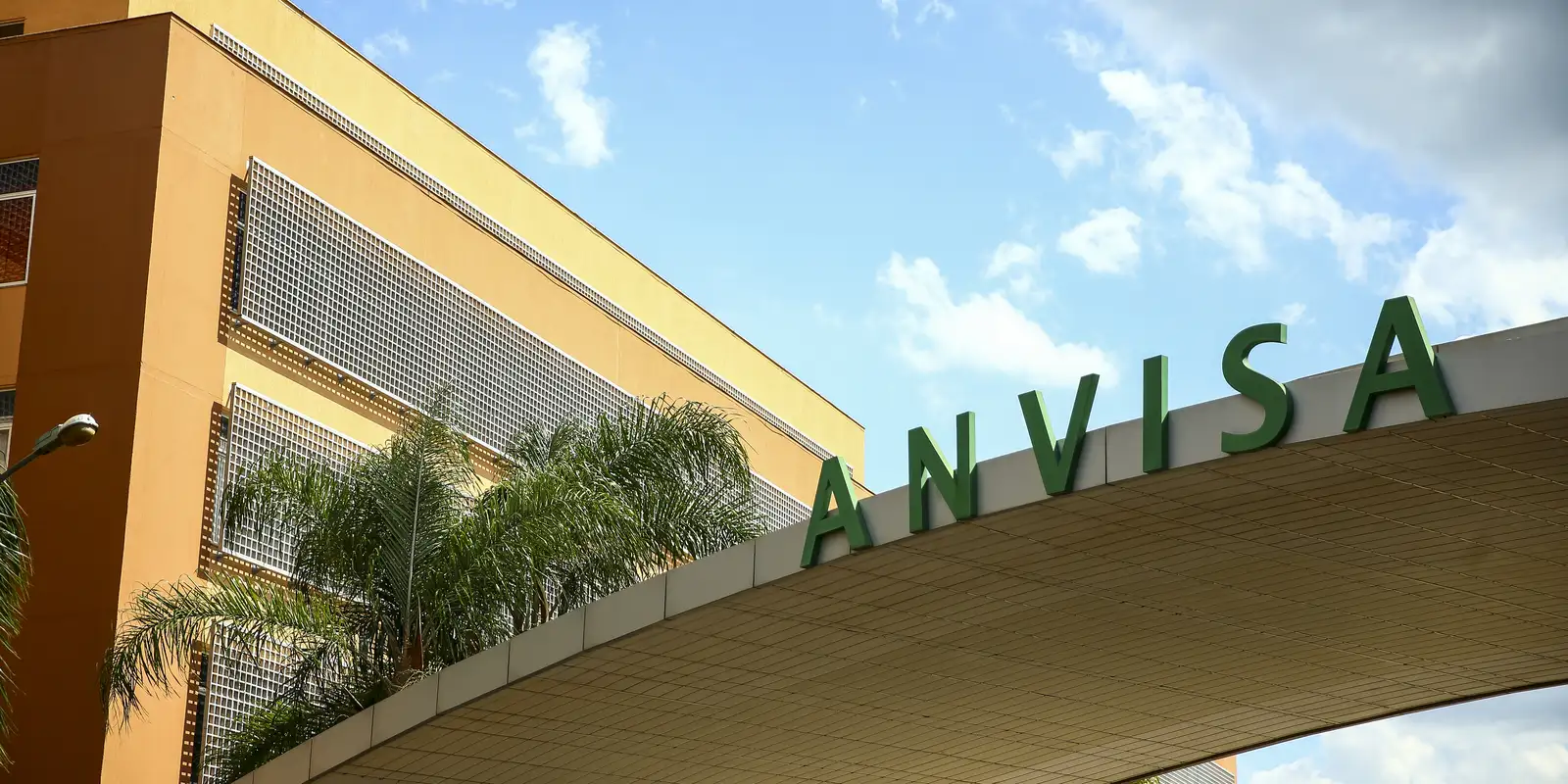 Anvisa manda apreender dois lotes de Ocrevus por distribuição irregular