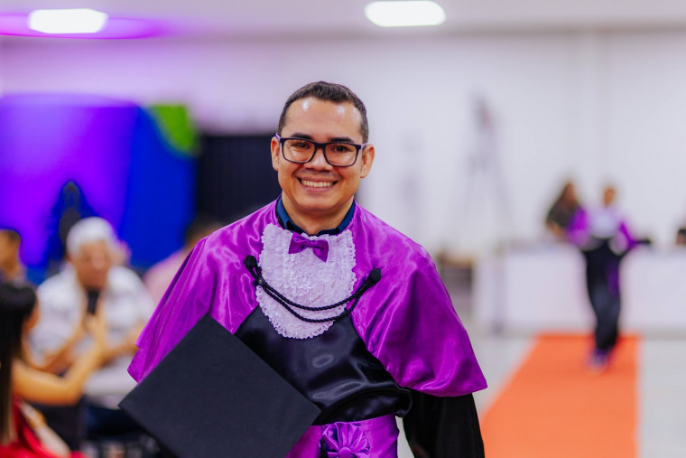 Teólogo de Guaraí é consagrado primeiro pastor surdo do Tocantins