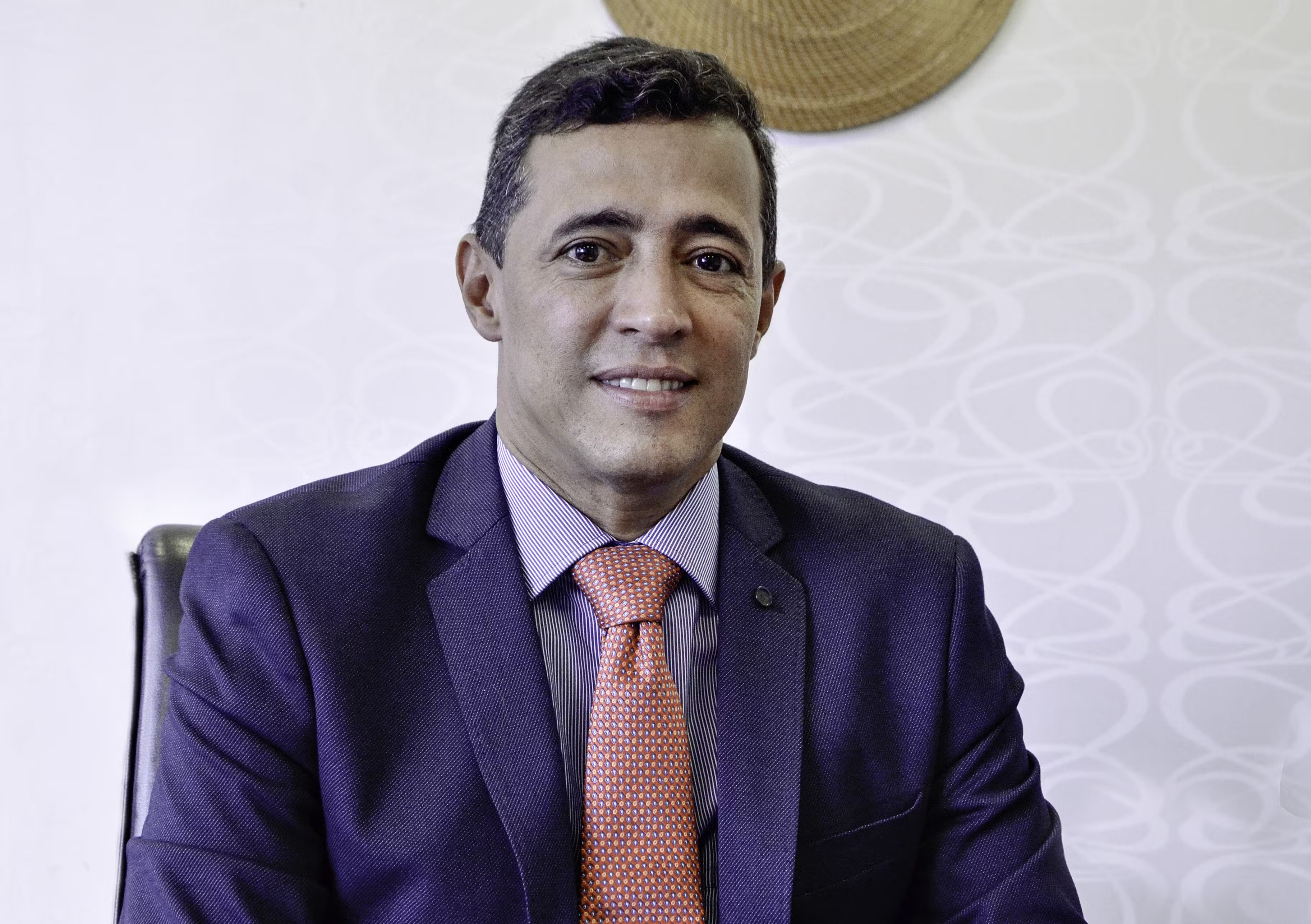 Renato Jayme permanece em estado grave após acidente