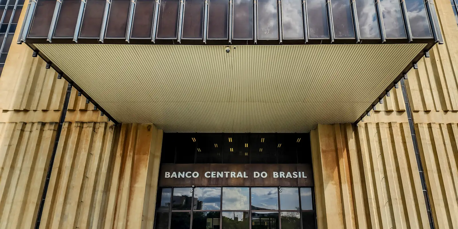 Copom corta Selic para 13,75% em quinta redução consecutiva