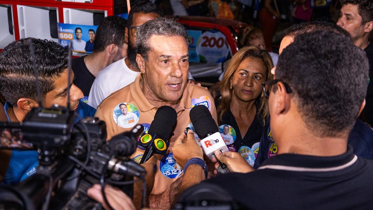 Registro de Vanderlei Luxemburgo ao Senado aparece como deferido no TSE
